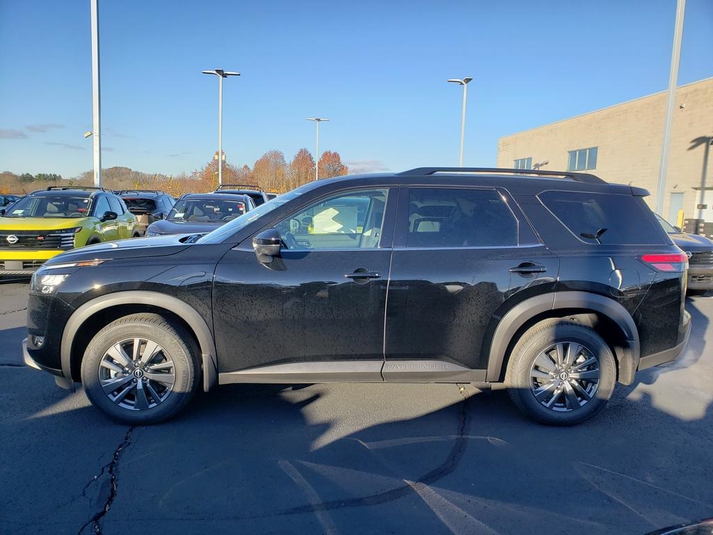 new 2025 Nissan Pathfinder car, priced at $38,206