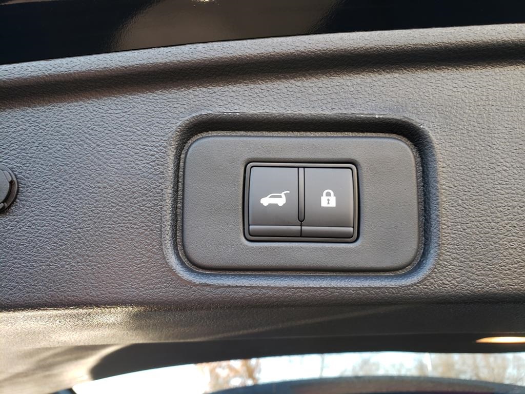 new 2025 Nissan Pathfinder car, priced at $38,206