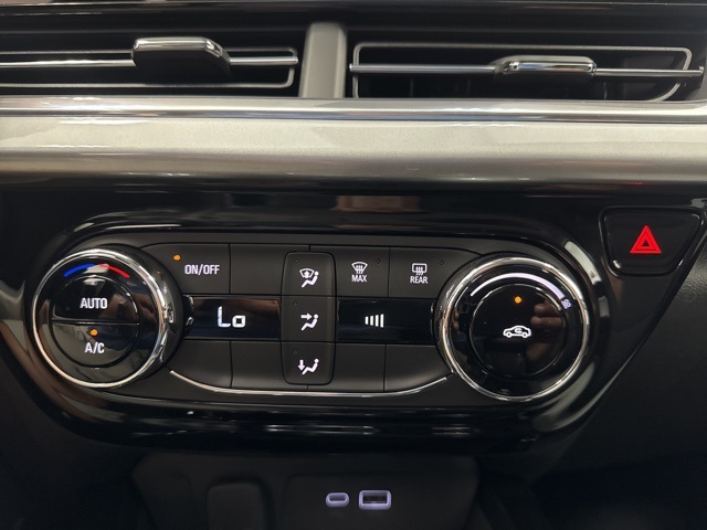 new 2025 Chevrolet Trax car, priced at $23,890