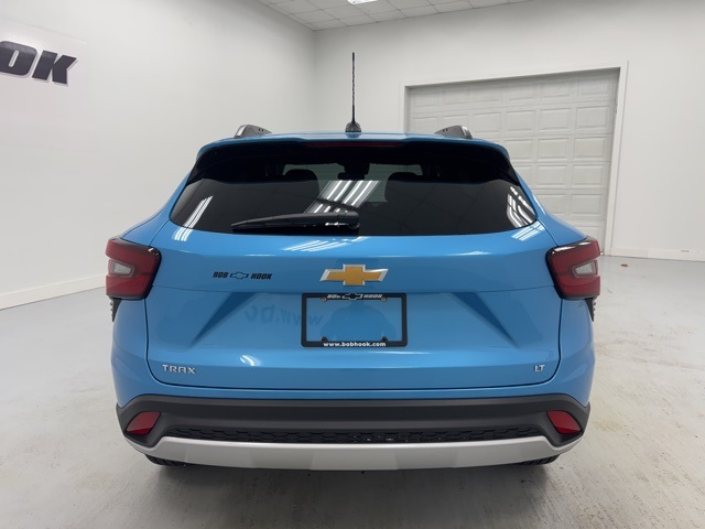 new 2025 Chevrolet Trax car, priced at $23,890