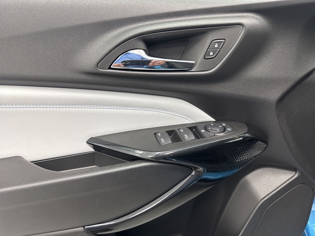 new 2025 Chevrolet Trax car, priced at $23,890
