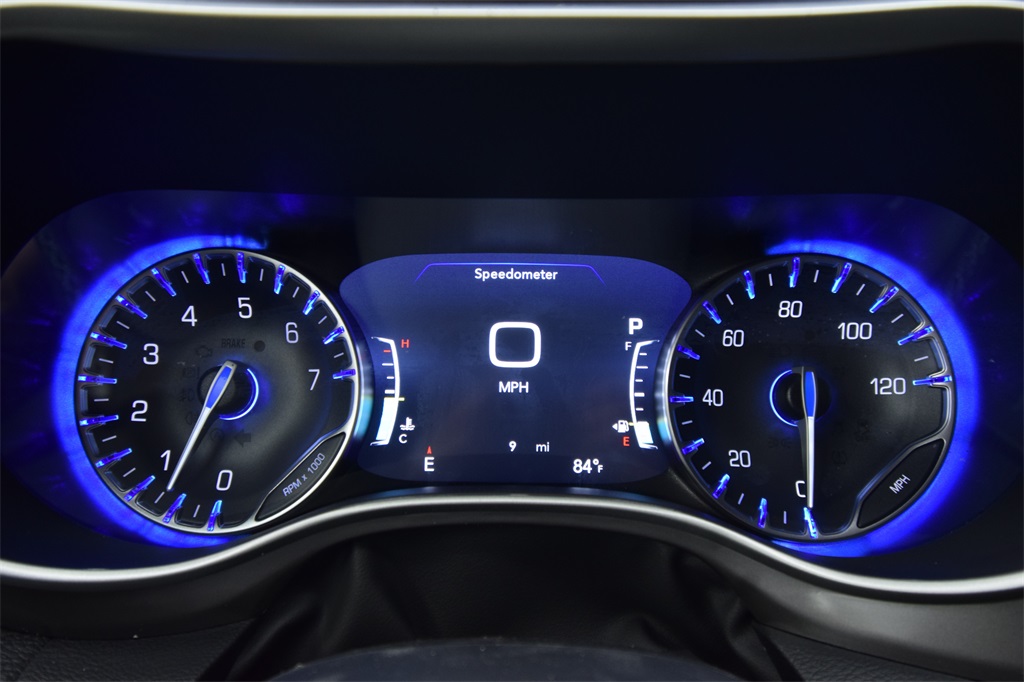 new 2025 Chrysler Pacifica car, priced at $43,837