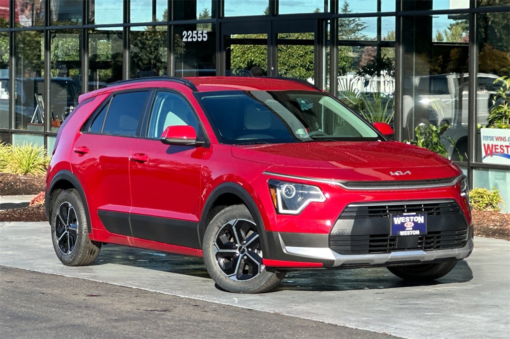 new 2025 Kia Niro car, priced at $31,965