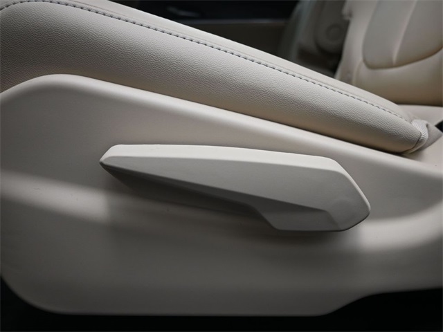 new 2025 Jeep Grand Cherokee L car, priced at $43,151