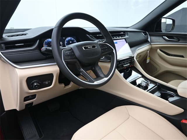 new 2025 Jeep Grand Cherokee L car, priced at $43,151