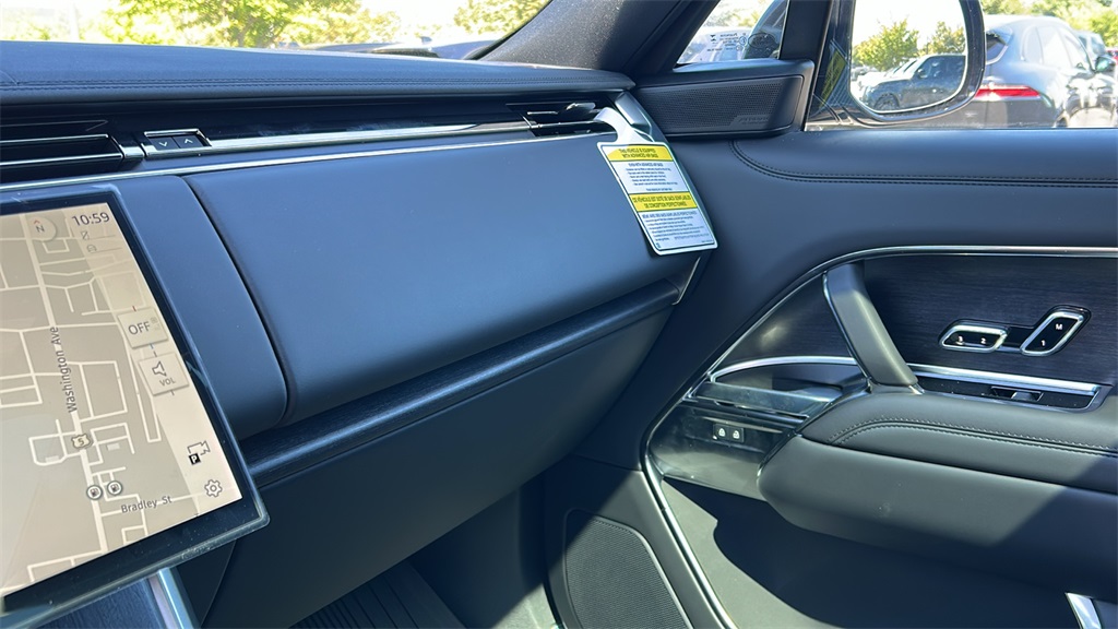 new 2025 Land Rover Range Rover Plug-In Hybrid car, priced at $137,175