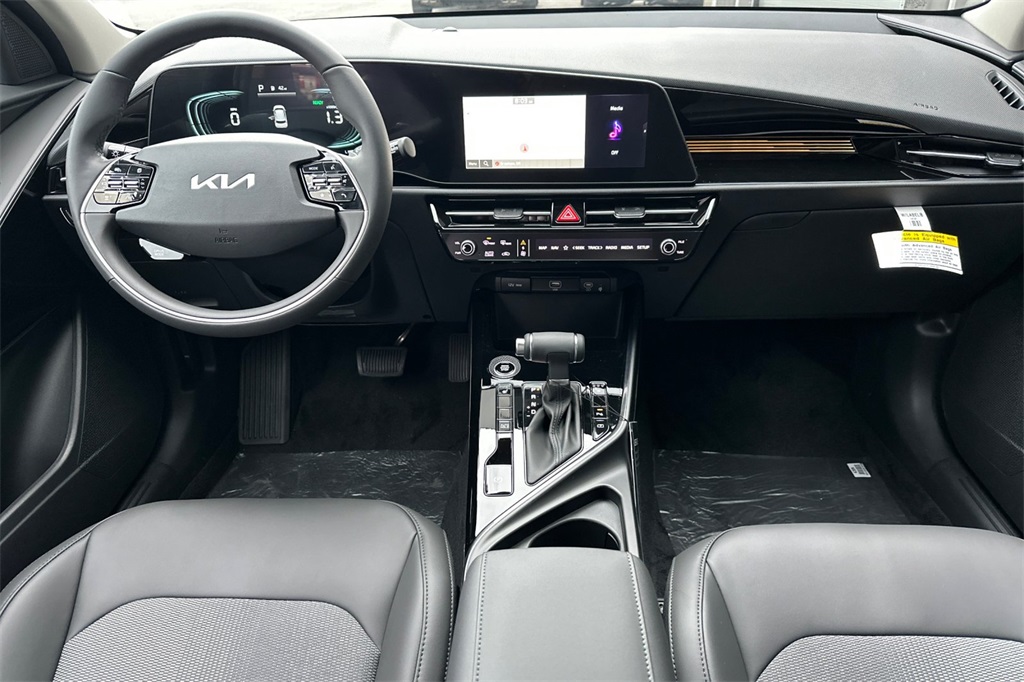 new 2025 Kia Niro car, priced at $31,965