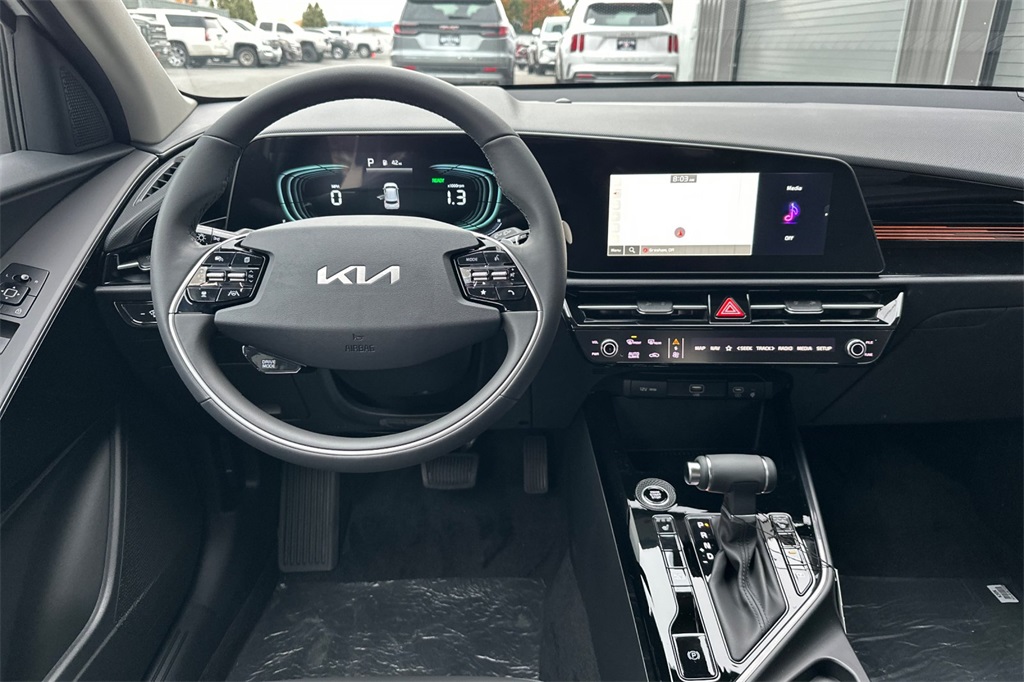 new 2025 Kia Niro car, priced at $31,965