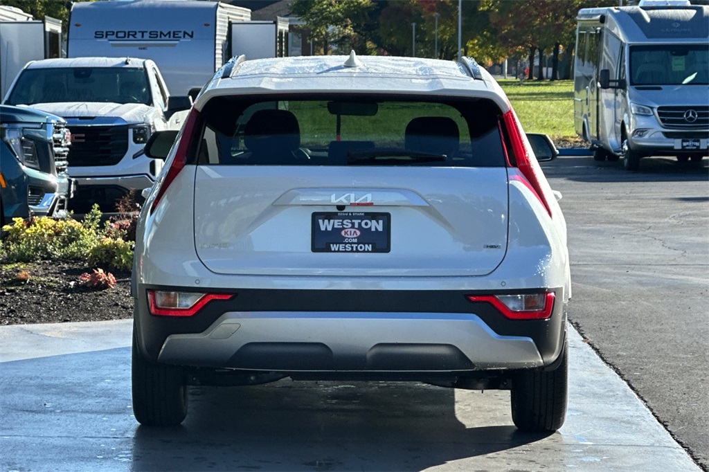 new 2025 Kia Niro car, priced at $31,965