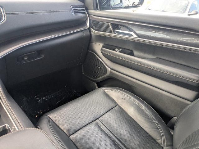 used 2024 Jeep Wagoneer L car, priced at $46,161