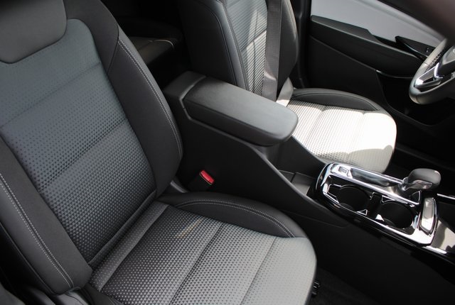 new 2025 Chevrolet Trax car, priced at $25,485