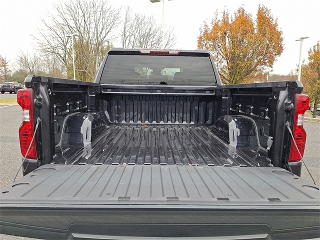 used 2022 Chevrolet Silverado 1500 car, priced at $35,950