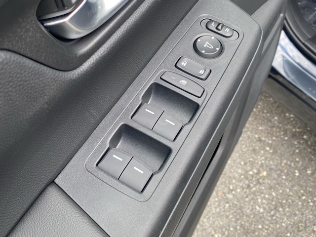 new 2026 Honda CR-V Hybrid car, priced at $39,591