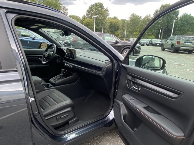 new 2026 Honda CR-V Hybrid car, priced at $39,591