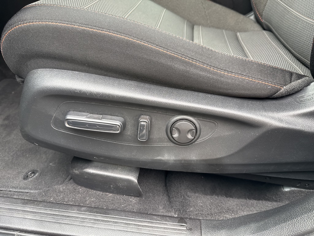 used 2023 Honda CR-V Hybrid car, priced at $28,900