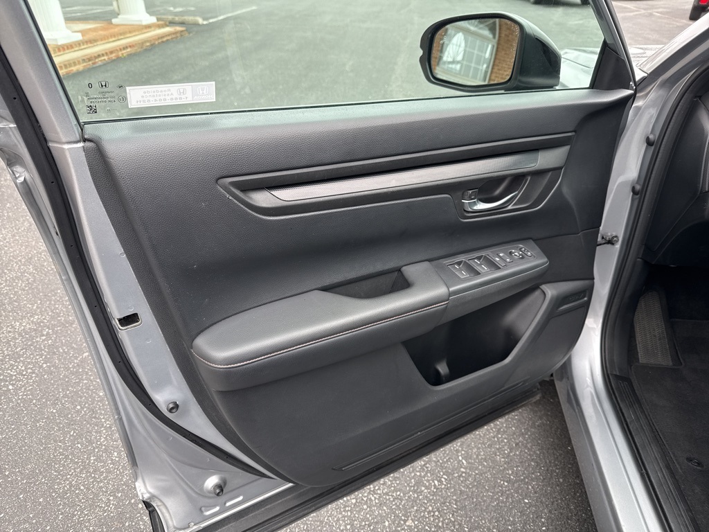 used 2023 Honda CR-V Hybrid car, priced at $28,900