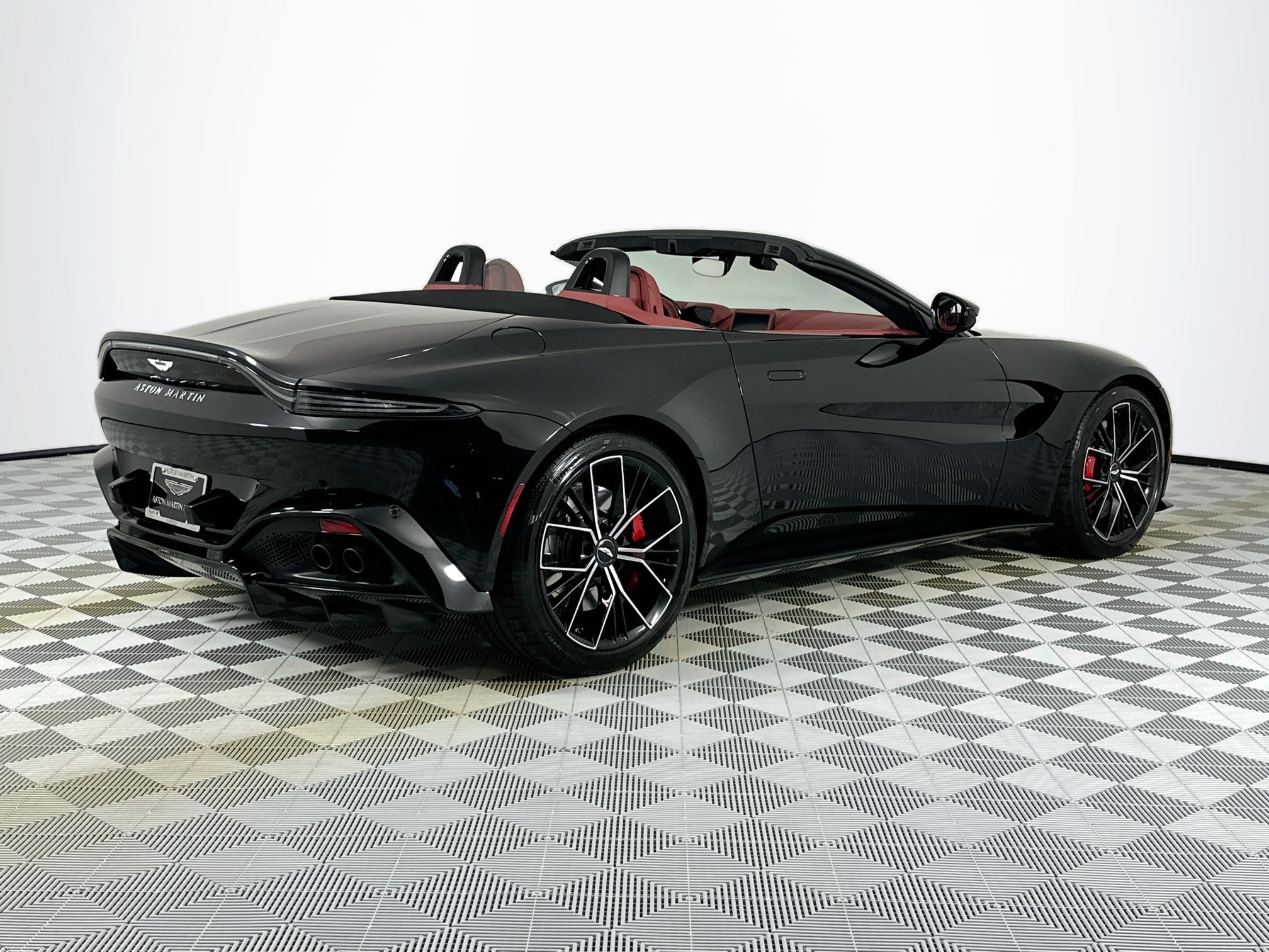 used 2022 Aston Martin Vantage car, priced at $139,998