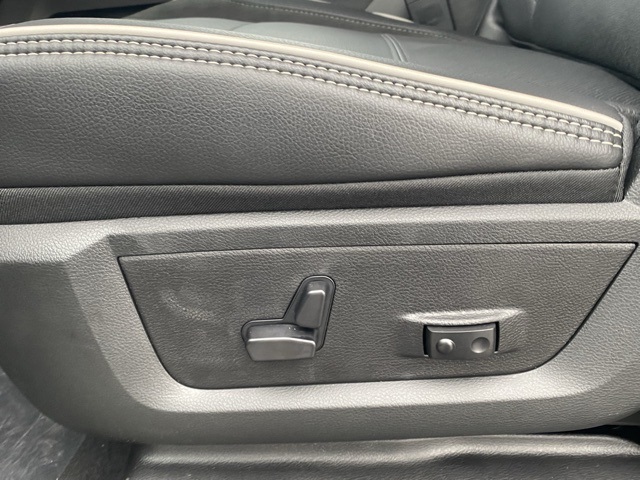 new 2025 Ram 2500 car, priced at $76,741