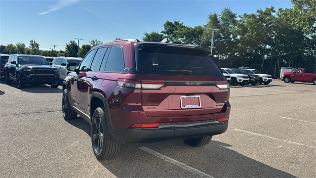 new 2025 Jeep Grand Cherokee car, priced at $47,453