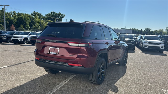 new 2025 Jeep Grand Cherokee car, priced at $47,453