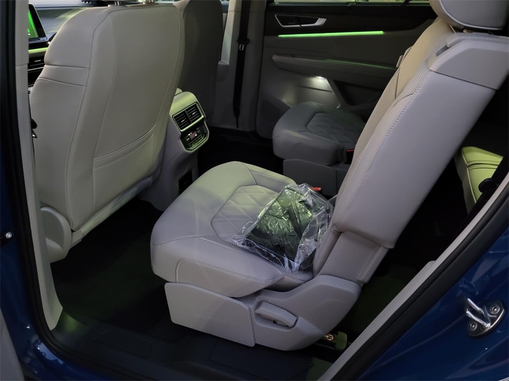 new 2026 Volkswagen Atlas car, priced at $52,779