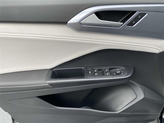 new 2025 Volkswagen Taos car, priced at $30,826