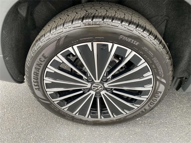 new 2025 Volkswagen Taos car, priced at $30,826