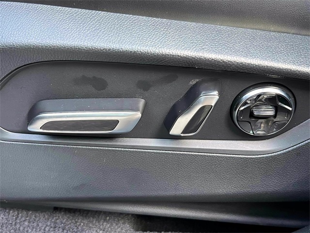 used 2025 Acura RDX car, priced at $46,750