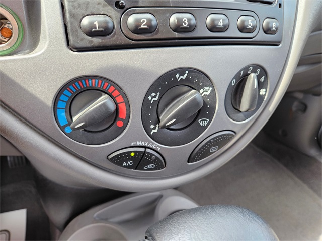 used 2001 Ford Focus car, priced at $6,995