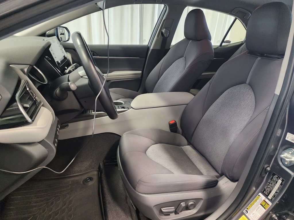 used 2021 Toyota Camry Hybrid car, priced at $17,425