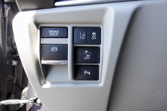 used 2018 Acura MDX car, priced at $26,599