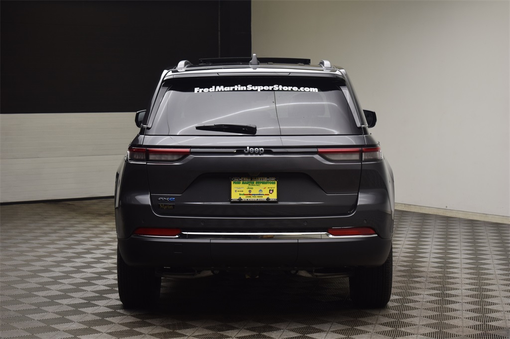 new 2025 Jeep Grand Cherokee car, priced at $55,433