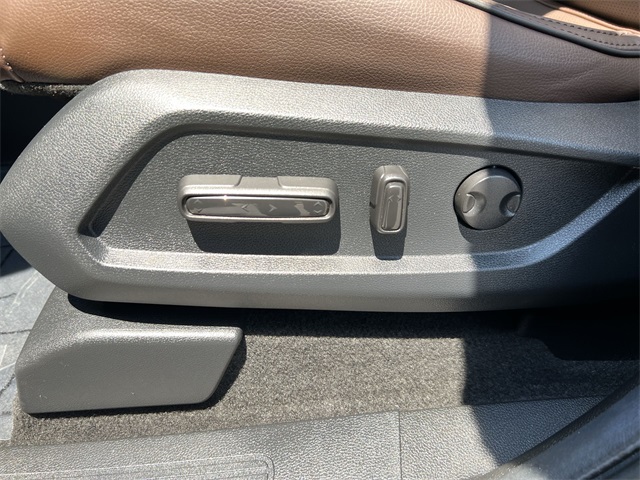 used 2024 Honda Pilot car, priced at $47,930