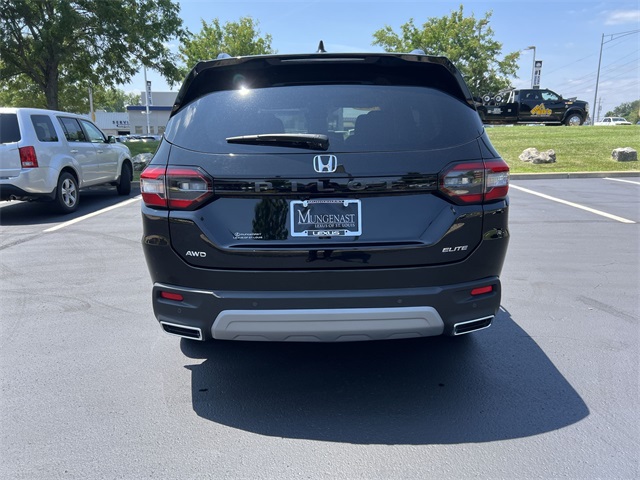 used 2024 Honda Pilot car, priced at $47,930