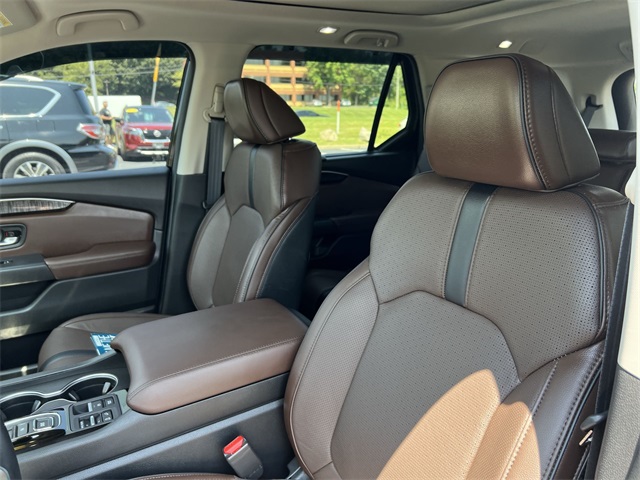 used 2024 Honda Pilot car, priced at $47,930