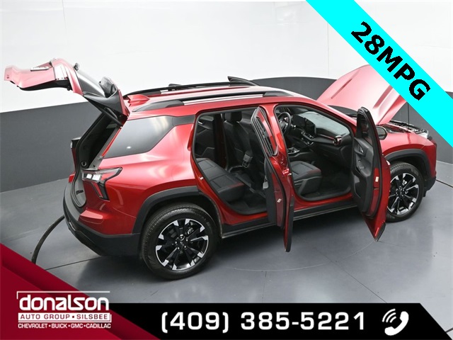 used 2025 Chevrolet Equinox car, priced at $31,425