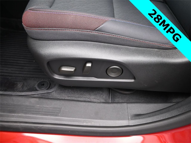 used 2025 Chevrolet Equinox car, priced at $31,425