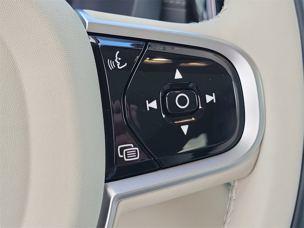 new 2026 Volvo XC60 car, priced at $60,215