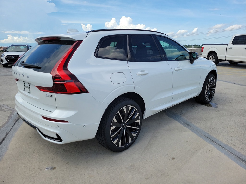 new 2026 Volvo XC60 car, priced at $60,215