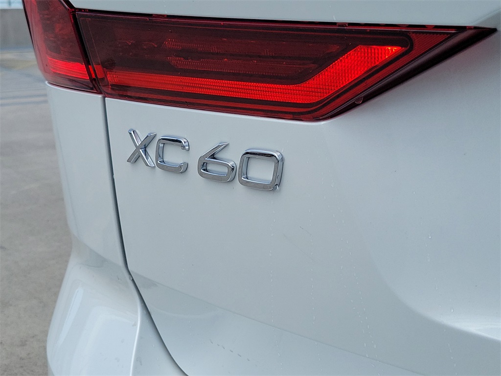 new 2026 Volvo XC60 car, priced at $60,215