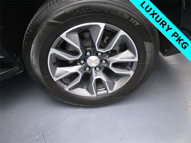 used 2022 Chevrolet Tahoe car, priced at $46,870