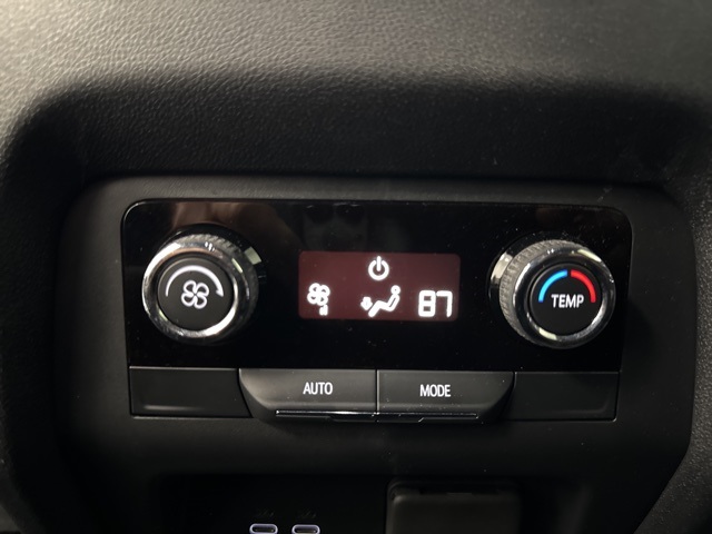 used 2024 Chevrolet Traverse car, priced at $38,988