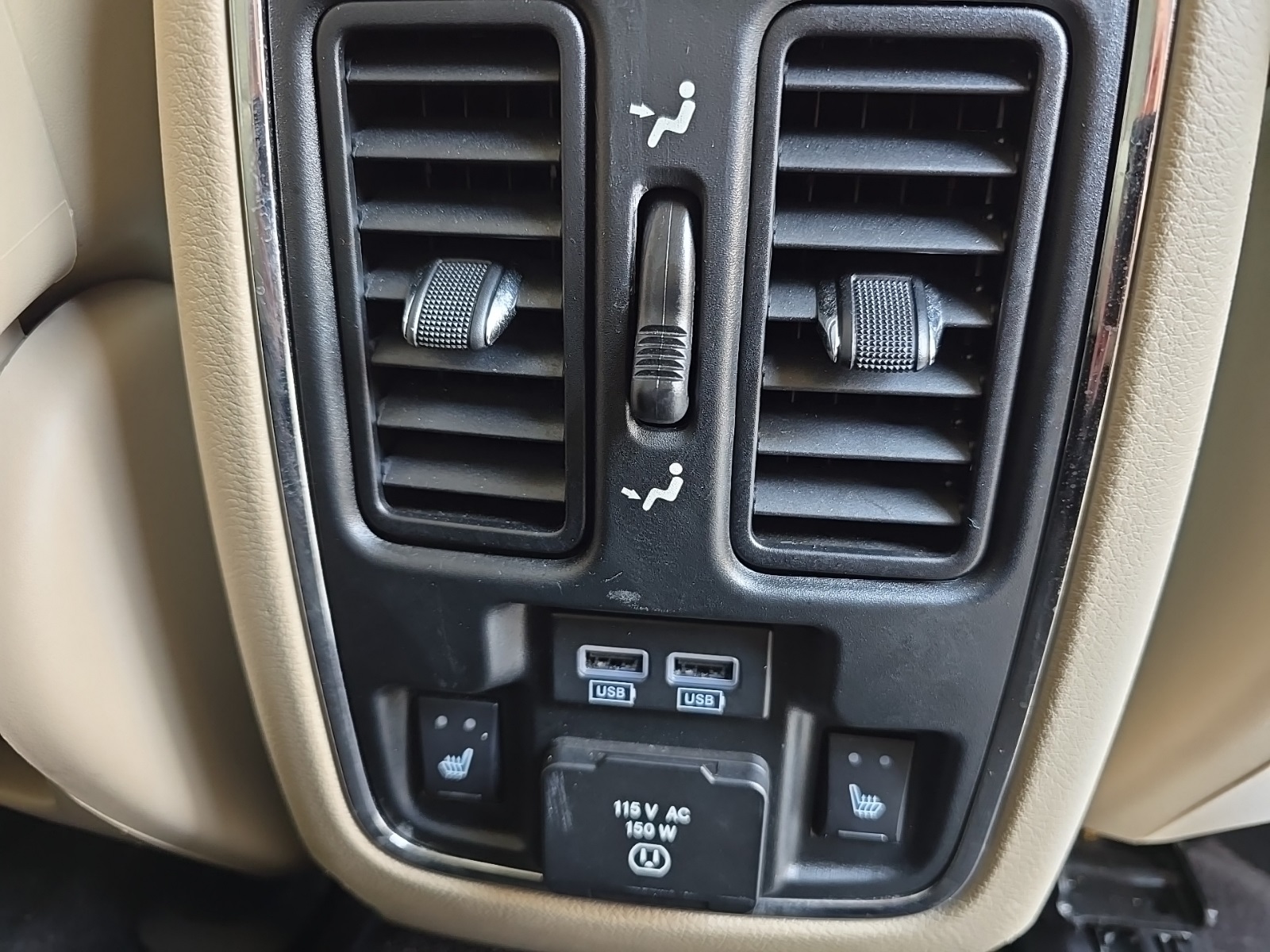used 2016 Jeep Grand Cherokee car, priced at $16,800