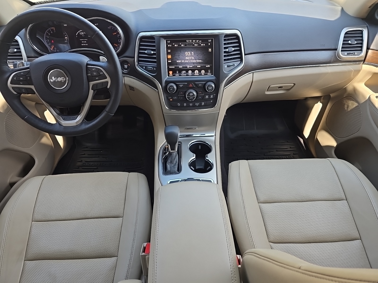 used 2016 Jeep Grand Cherokee car, priced at $16,800