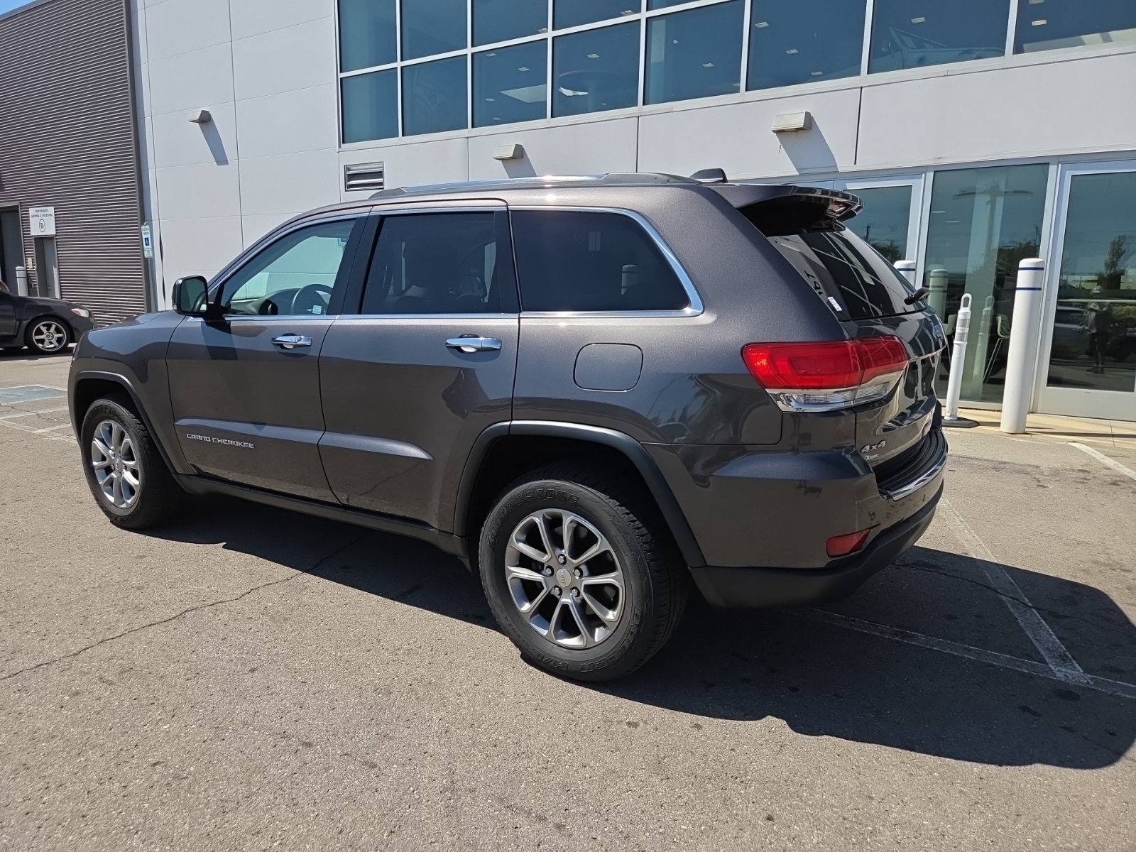 used 2016 Jeep Grand Cherokee car, priced at $16,800