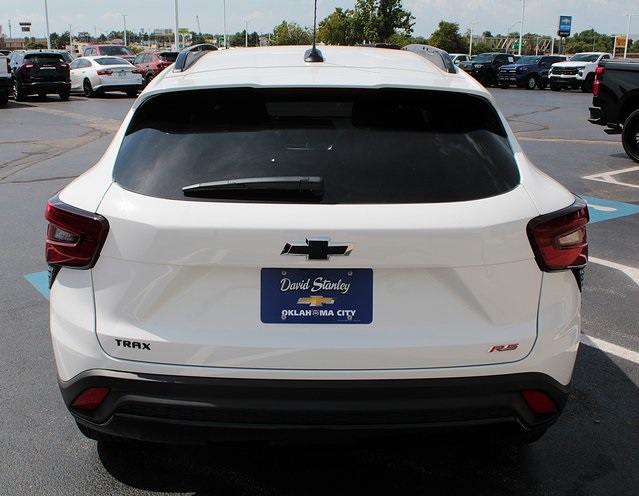 new 2025 Chevrolet Trax car, priced at $27,585