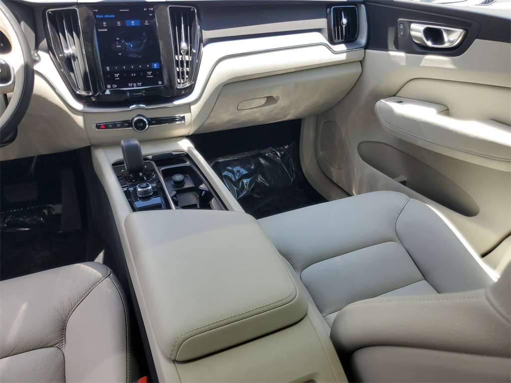 used 2023 Volvo XC60 car, priced at $36,495
