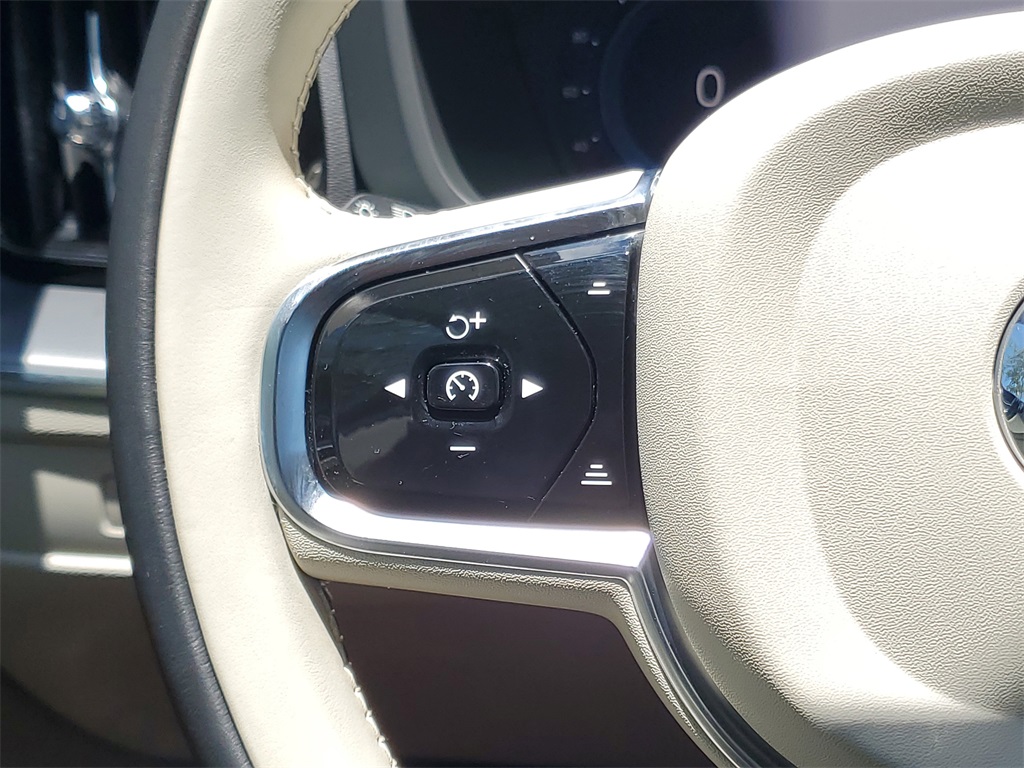 used 2023 Volvo XC60 car, priced at $36,495