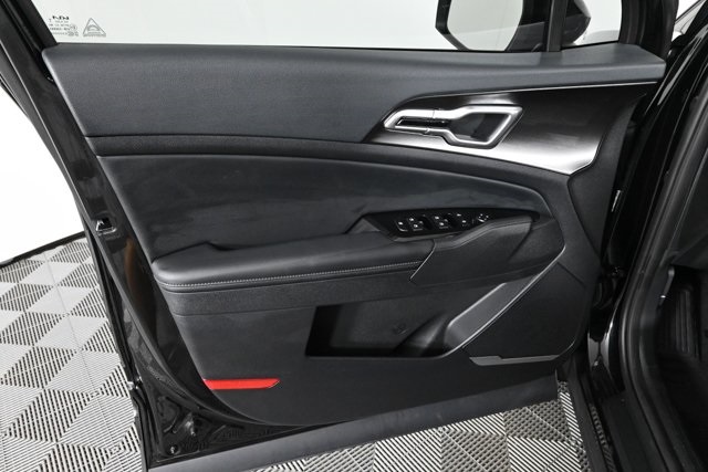 new 2025 Kia Sportage Hybrid car, priced at $34,471