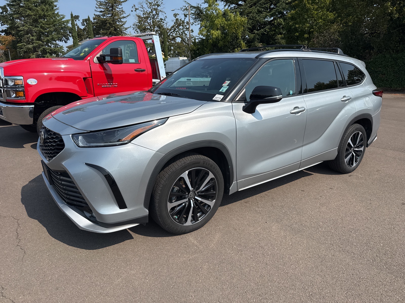used 2021 Toyota Highlander car, priced at $36,495